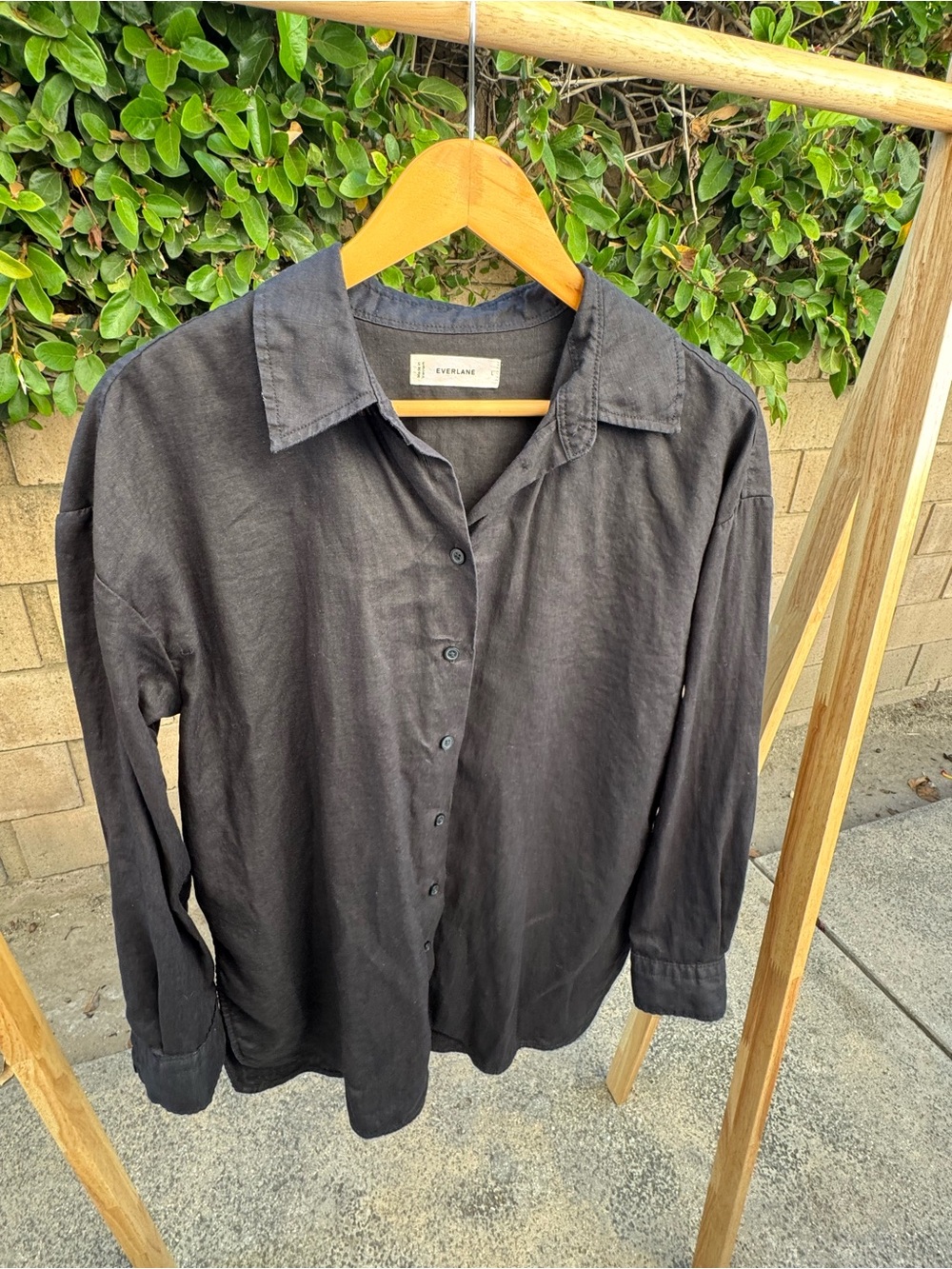 Everlane Charcoal Long-Sleeve Button Shirt